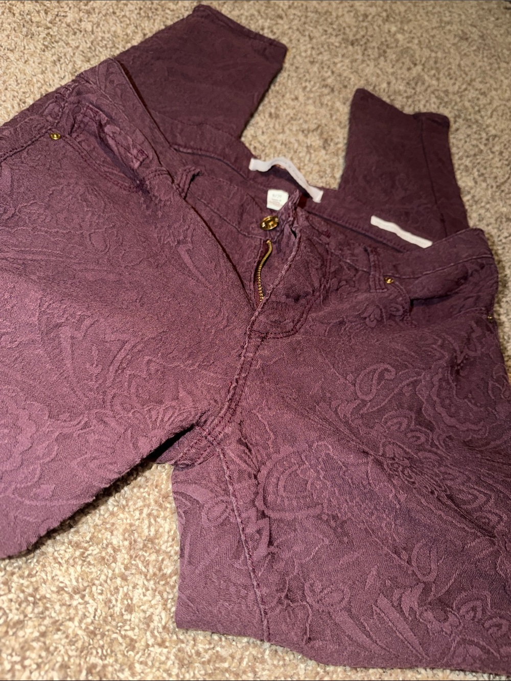 Vintage America Wonderland Skinny jeans in floral embossed burgundy (8/29) - EUC